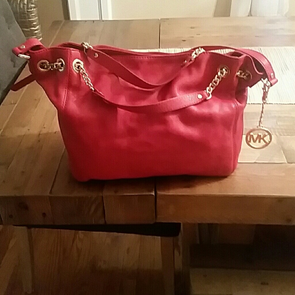 Michael Kors purse